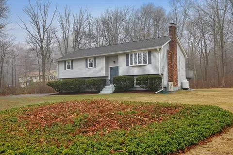257 Goose Ln, Tolland, CT 06084
