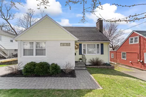 57 Rena Pl, Fairfield, CT 06825