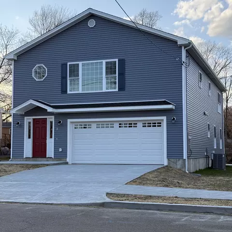3 Eagle Pl, West Haven, CT 06516