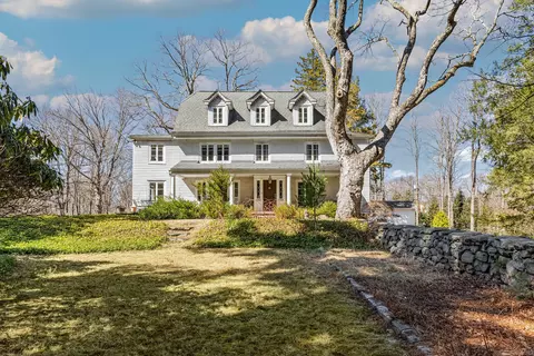 1179 Ponus Rdg, New Canaan, CT 06840