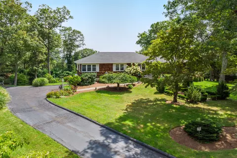 42 Dick Finn Rd, New Fairfield, CT 06812
