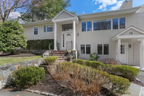 16 Dandy Dr, Greenwich, CT 06807