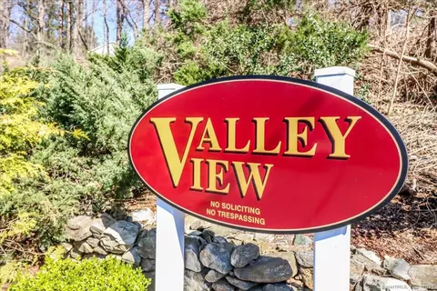62 Valley Dr #62, New Milford, CT 06776