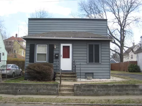 102 Bowe Ave, Stratford, CT 06615