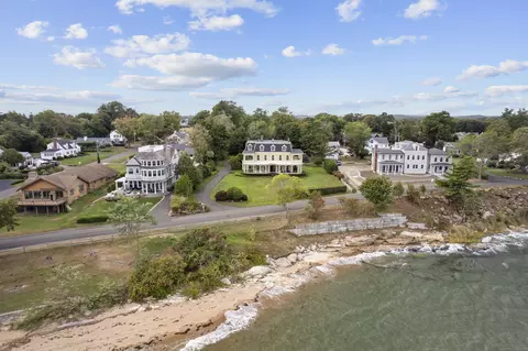 113 Linden Ave, Branford, CT 06405