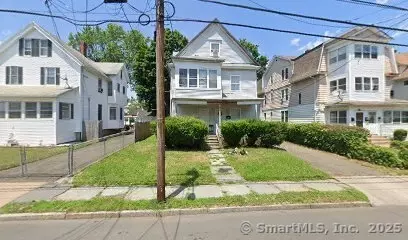 82 Bushnell St, Hartford, CT 06114
