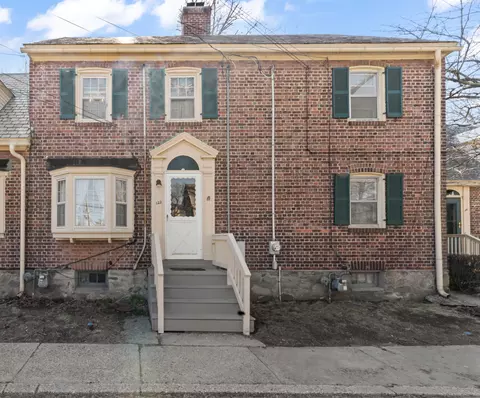 122 Sims St, Bridgeport, CT 06604
