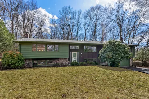 31 Timber Ln, Vernon, CT 06066