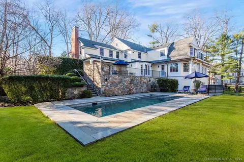 19 Beechcroft Rd, Greenwich, CT 06830