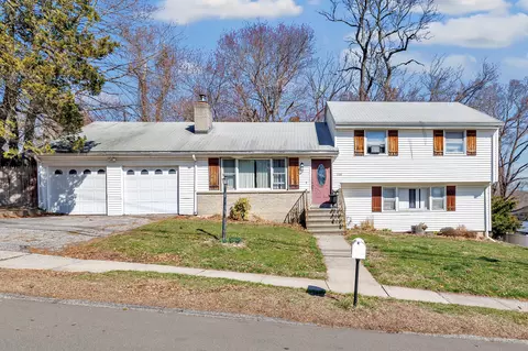 200 Nemergut Dr, Stratford, CT 06614