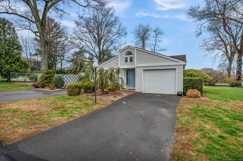55 Collier Rd, Wethersfield, CT 06109