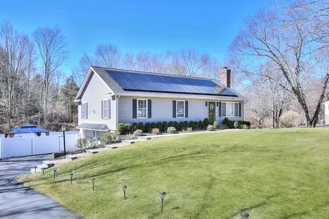 82 Berkshire Rd, Sandy Hook, CT 06482