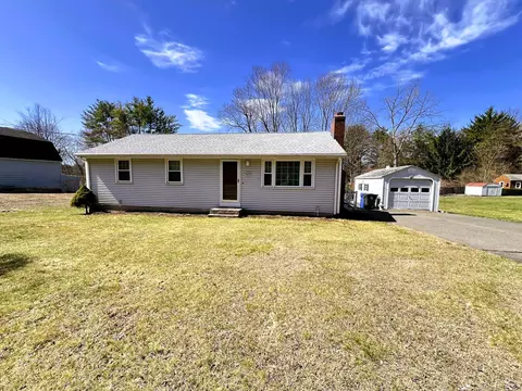 425 Jerome Ave, Burlington, CT 06013