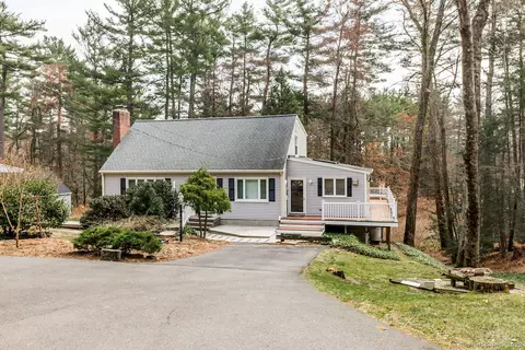 20 Old Simsbury Rd, Granby, CT 06035