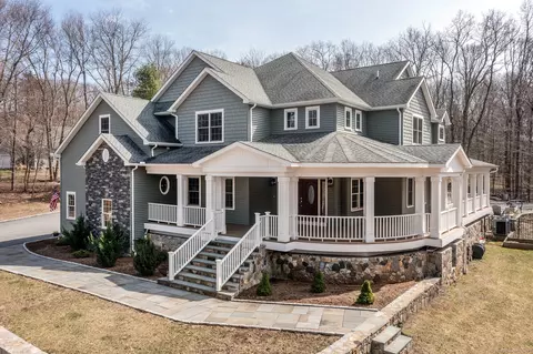 75 Hickory Hill Rd, Morris, CT 06763