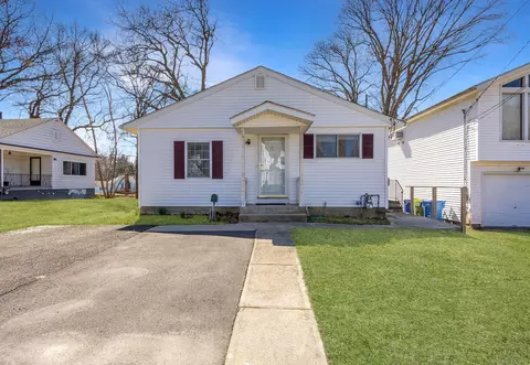 436 Piedmont St, Waterbury, CT 06706