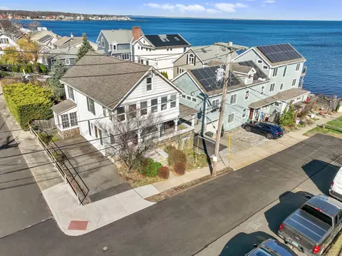 9 South St, Milford, CT 06460
