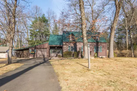 49 Sylvan St, Avon, CT 06001