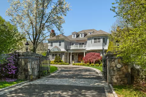 355 Greens Farms Rd, Westport, CT 06880