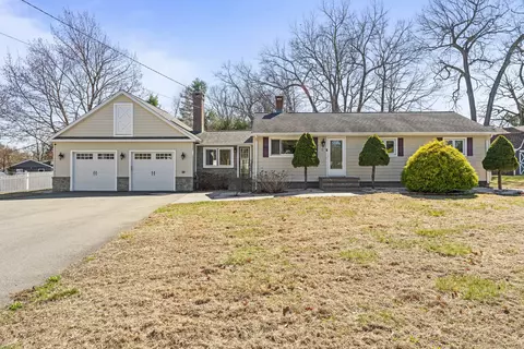5 Greendale Ave, Cromwell, CT 06416