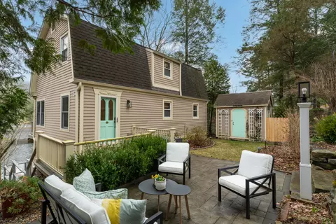 35 Blanks Blvd, Guilford, CT 06437