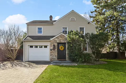 166 Weed Hill Ave, Stamford, CT 06907