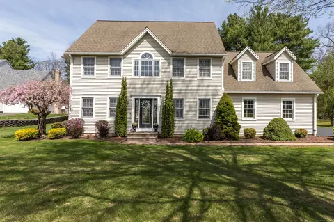 70 Kuhr Dr, Southington, CT 06489