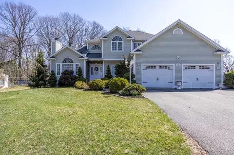 100 Webster Park Rd, Southington, CT 06489