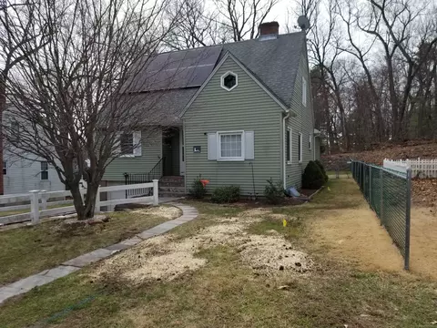 80 Bowers St, Manchester, CT 06042