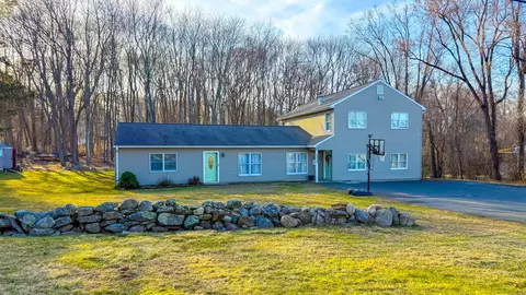 4809 Madison Ave, Trumbull, CT 06611