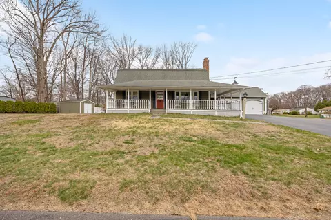 25 Primrose Ln, Bristol, CT 06010
