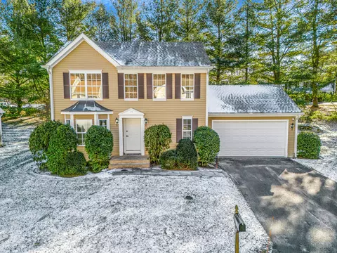 15 Echo Pond Rd #15, Monroe, CT 06468