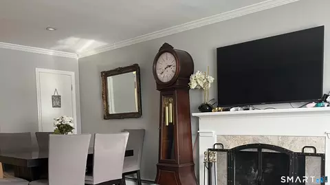 Living - Undisclosed, Trumbull, CT 06611 photo 1 of 2