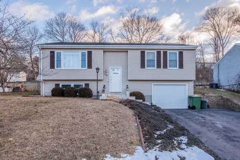 49 Andrew St, Middletown, CT 06457