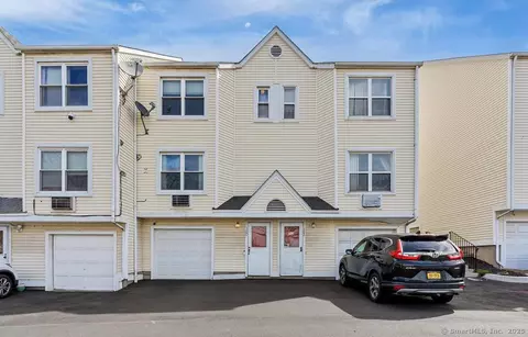 300 Forbes Ave #300, East Haven, CT 06512