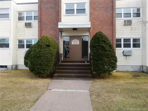 36 Thompson Rd #B, Manchester, CT 06040