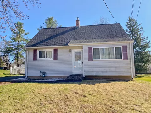 31 Yale Dr, Enfield, CT 06082
