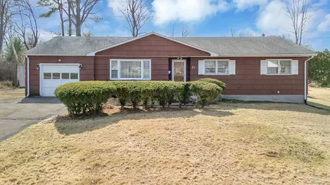 25 Cadwell Rd, Bloomfield, CT 06002