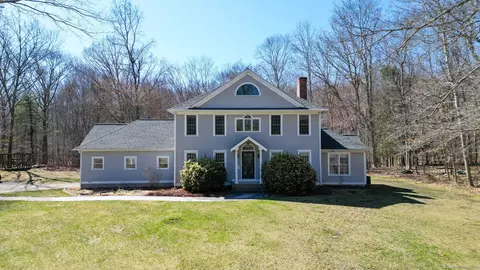 27 Boulder Ln, Mansfield, CT 06250