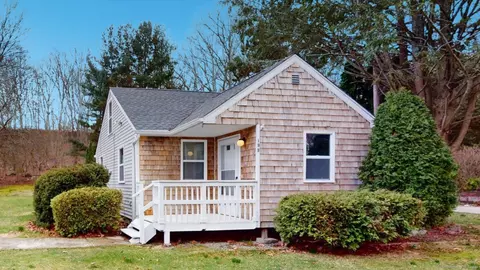 199 Toll Gate Rd, Groton, CT 06340