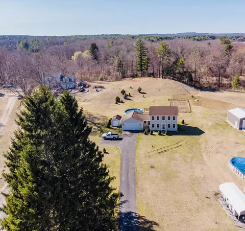 89 Soap St, Killingly, CT 06241