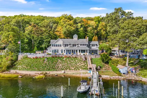 69 Quarry Dock Rd, East Lyme, CT 06357
