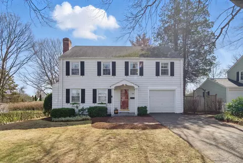 184 S Main St, West Hartford, CT 06107