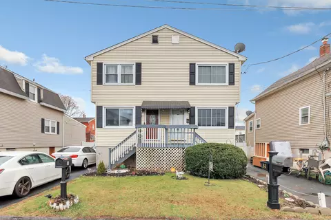 83 Frash St, Stratford, CT 06615