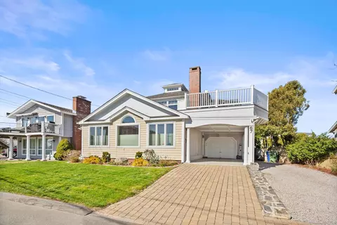 67 Captains Dr, Westbrook, CT 06498