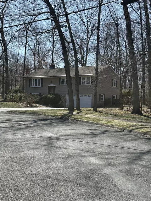 42 Juniper Rd, Southington, CT 06489