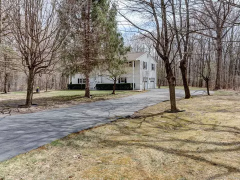 52 Fenn Rd, Northfield, CT 06778