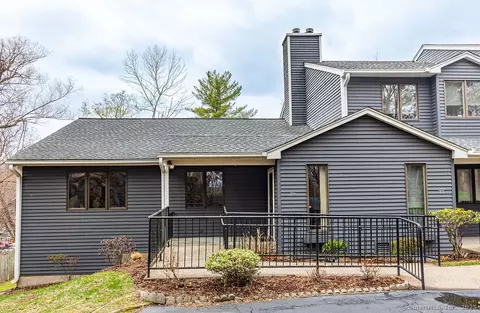79 Ridge Rd, Wethersfield, CT 06109