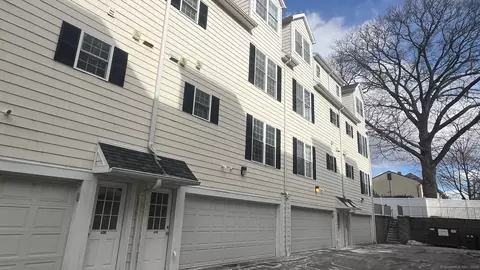42 Stuart Ave #B4, Norwalk, CT 06850