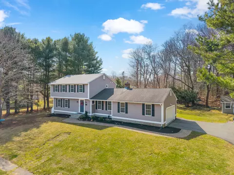 17 Cricket Ct, Old Saybrook, CT 06475
